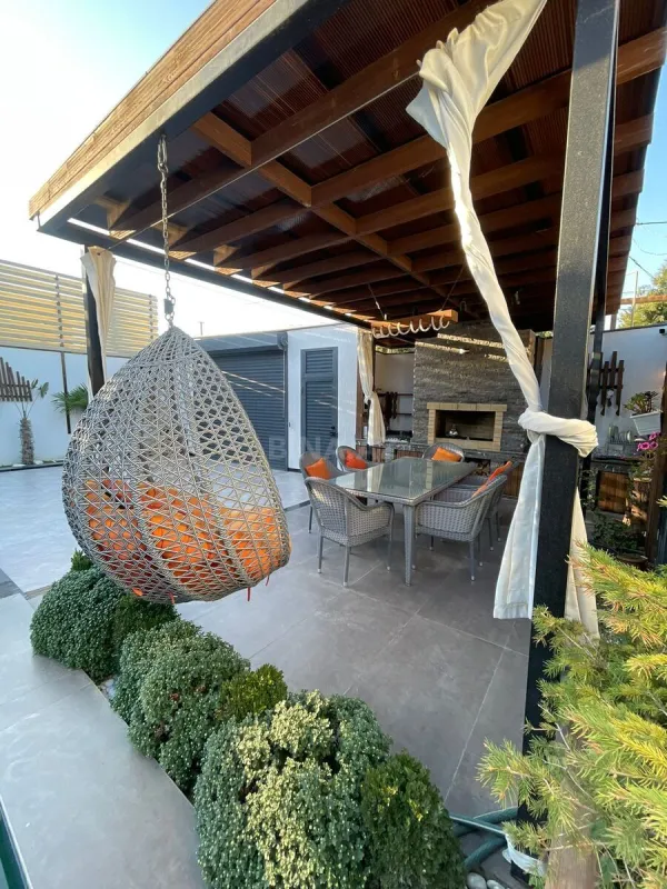 Kirayə verilir 4 otaqlı həyət evi 300 m²