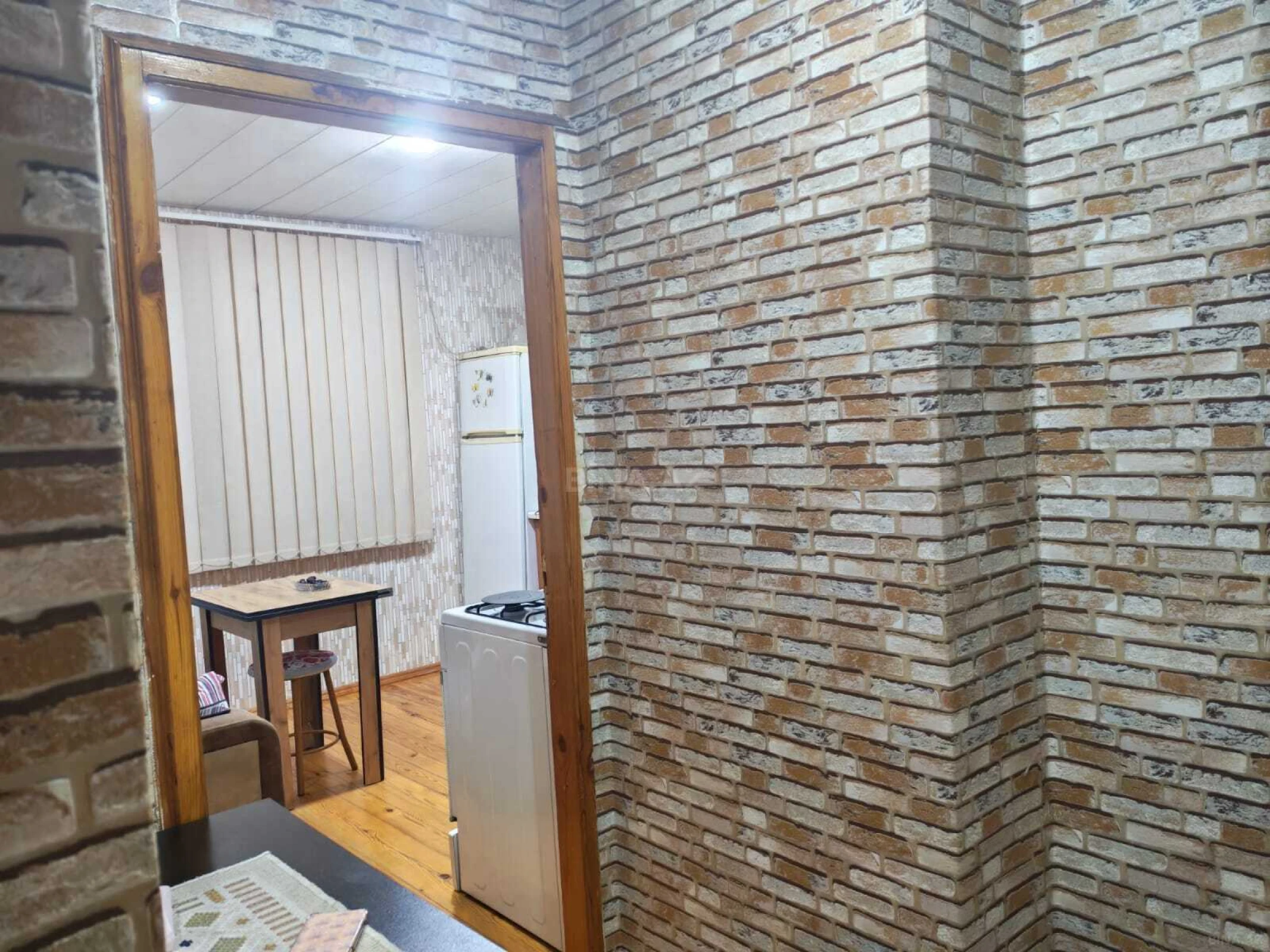 Satılır 1 otaqlı mənzil 50 m²