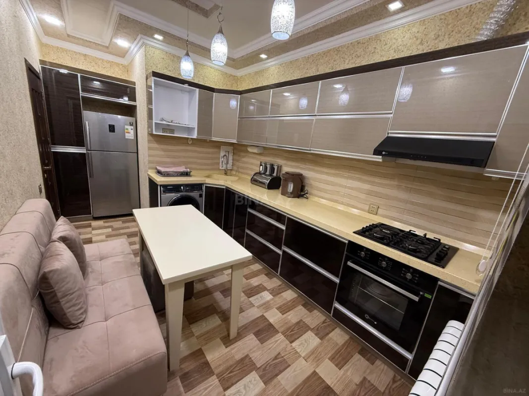 Satılır 2 otaqlı mənzil 86 m²