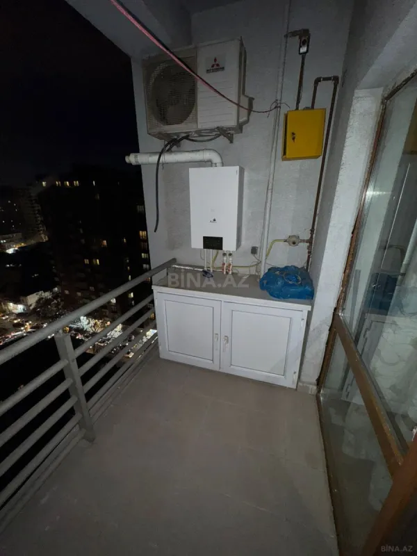 Satılır 3 otaqlı mənzil 150 m²