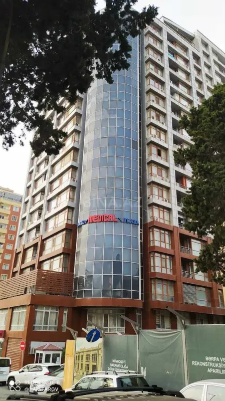 Satılır 3 otaqlı mənzil 150 m²