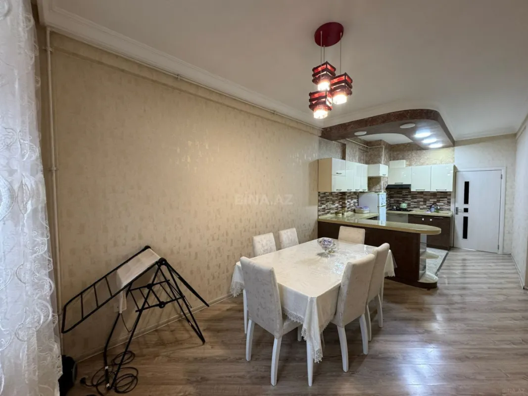 Satılır 3 otaqlı mənzil 95 m²