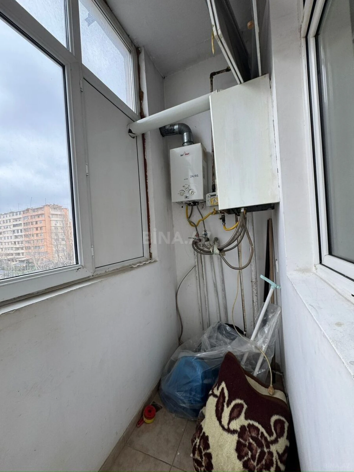 Satılır 3 otaqlı mənzil 95 m²