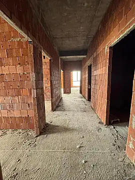 Satılır 3 otaqlı mənzil 140 m²