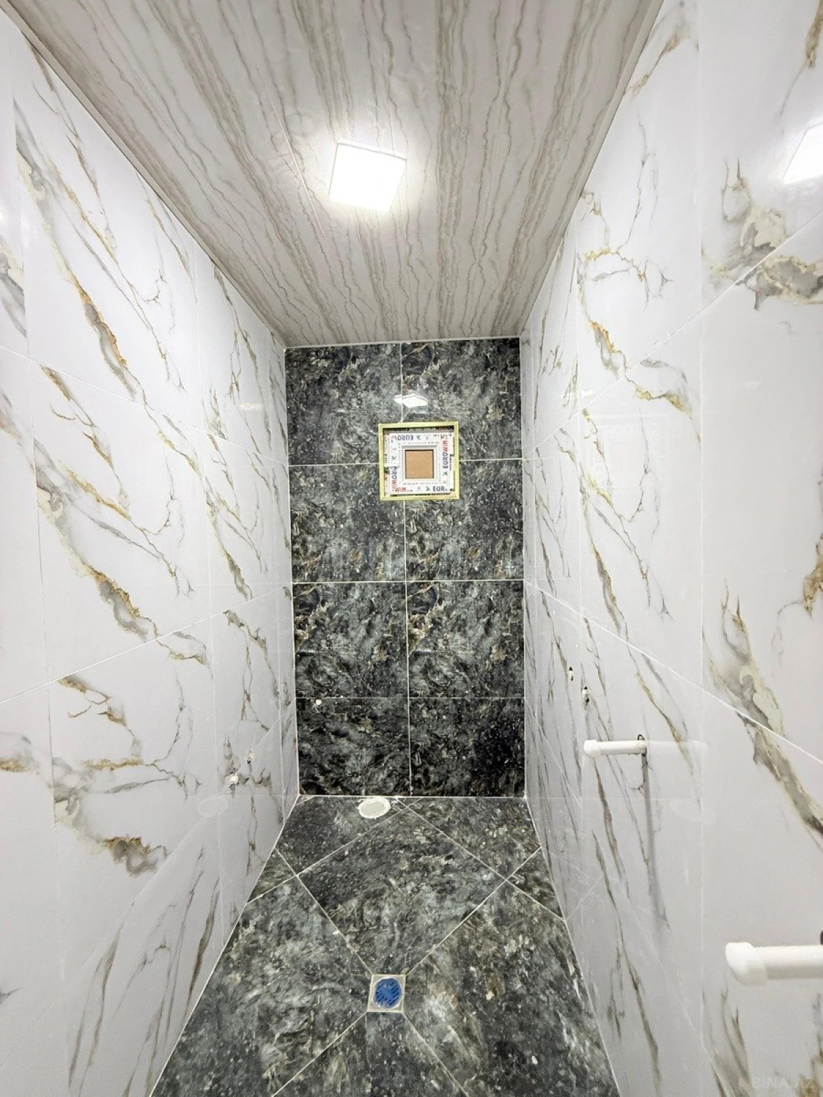 Satılır 5 otaqlı həyət evi 160 m²