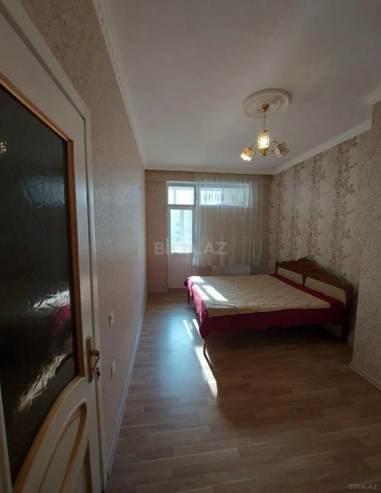 Kirayə verilir 2 otaqlı mənzil 65 m²