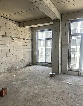 Satılır 2 otaqlı mənzil 66 m²