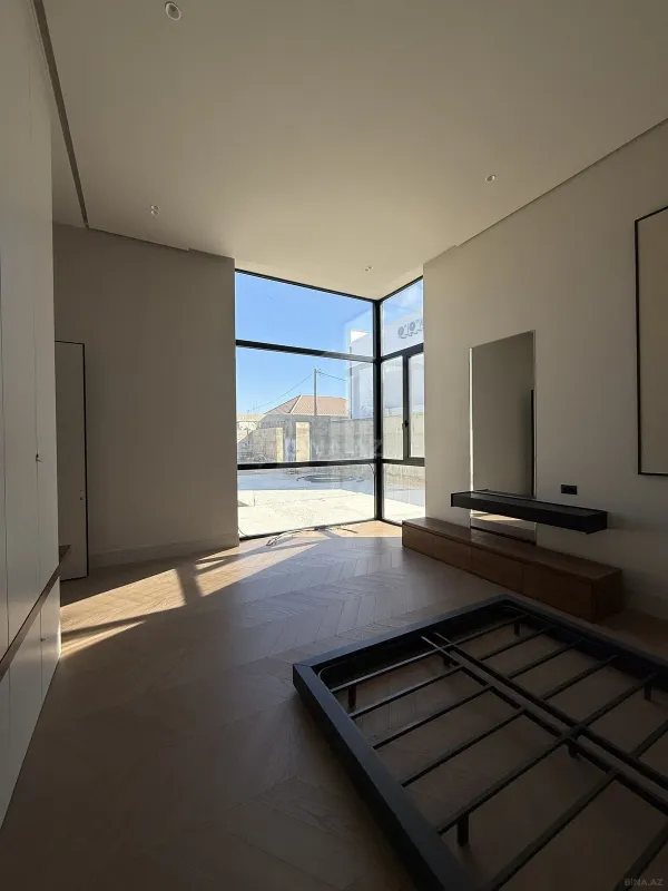 Satılır 3 otaqlı həyət evi 350 m²