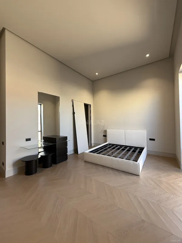 Satılır 3 otaqlı həyət evi 350 m²