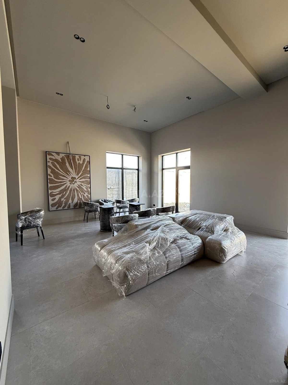 Satılır 3 otaqlı həyət evi 350 m²