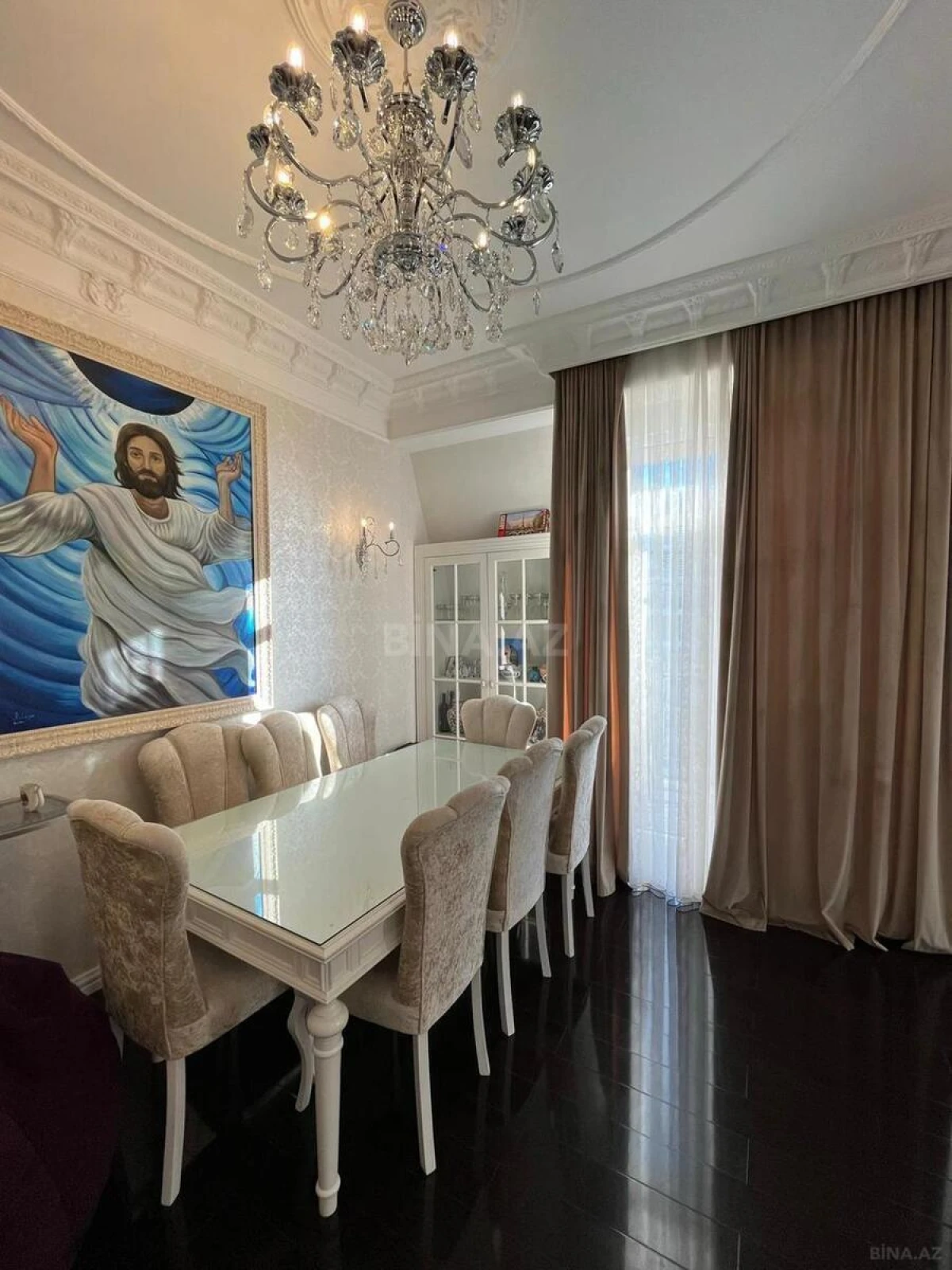 Kirayə verilir 3 otaqlı mənzil 140 m²