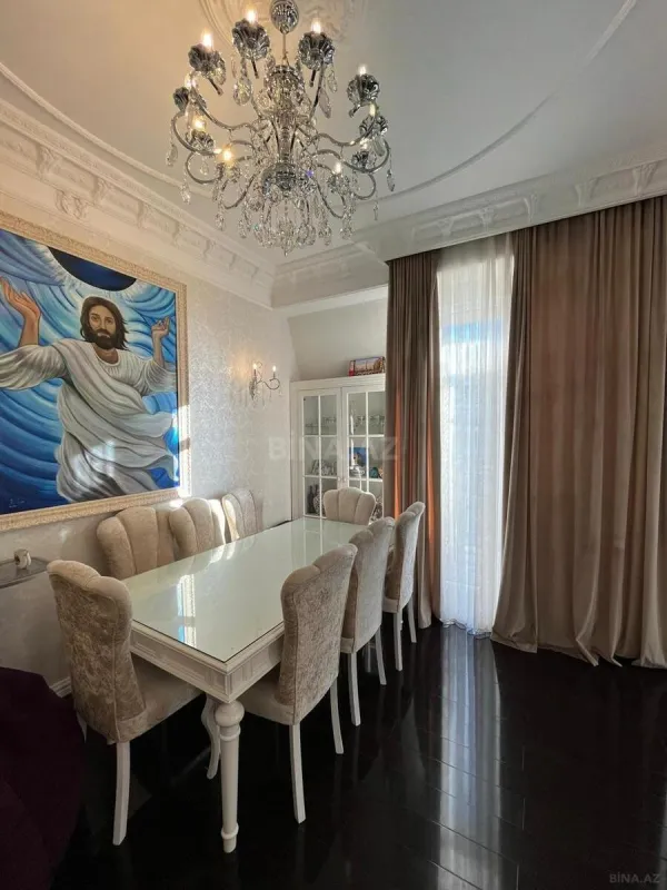 Kirayə verilir 3 otaqlı mənzil 140 m²