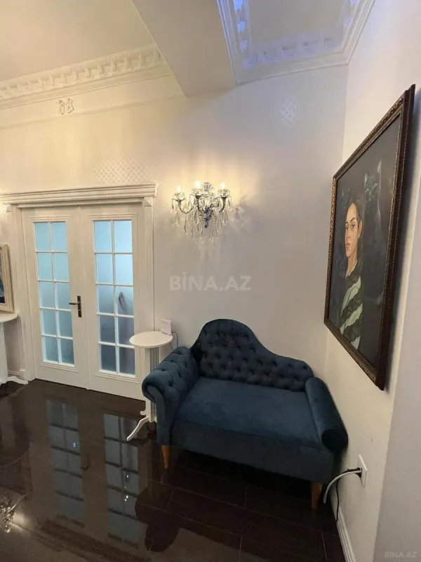 Kirayə verilir 3 otaqlı mənzil 140 m²