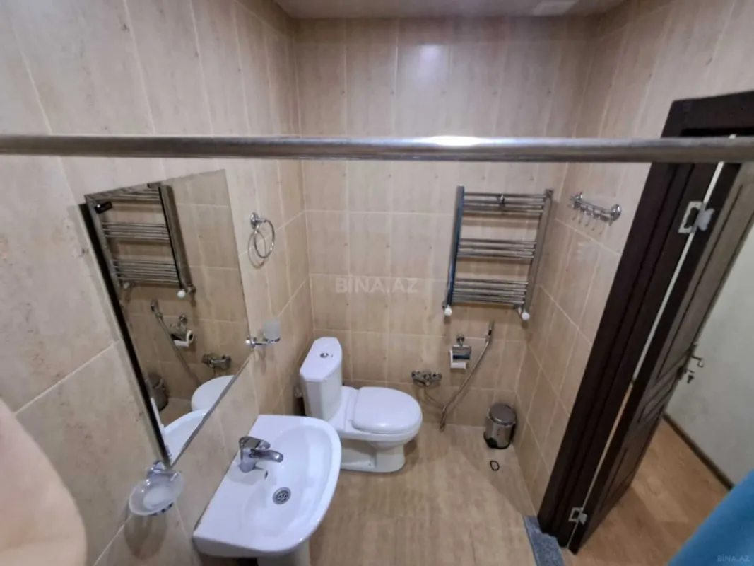 Satılır 2 otaqlı mənzil 65 m²
