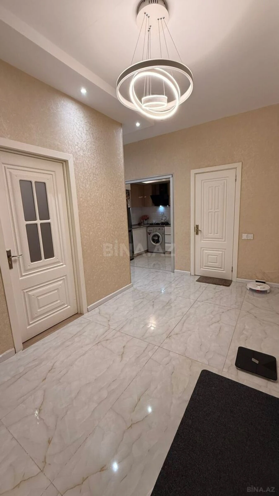 Satılır 2 otaqlı mənzil 77 m²