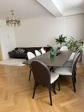 Satılır 3 otaqlı mənzil 110 m²