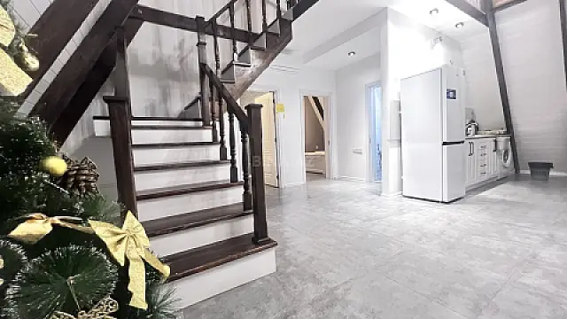 Kirayə verilir 4 otaqlı həyət evi 150 m²