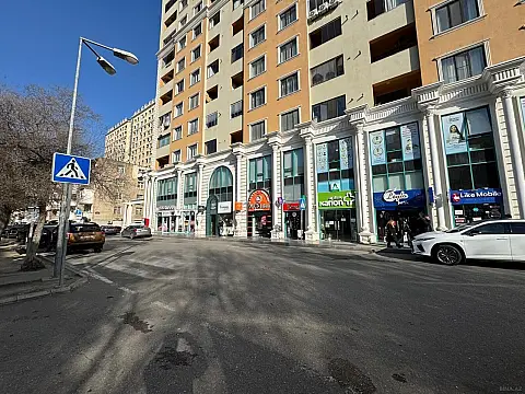 Kirayə verilir obyekt 163 m²