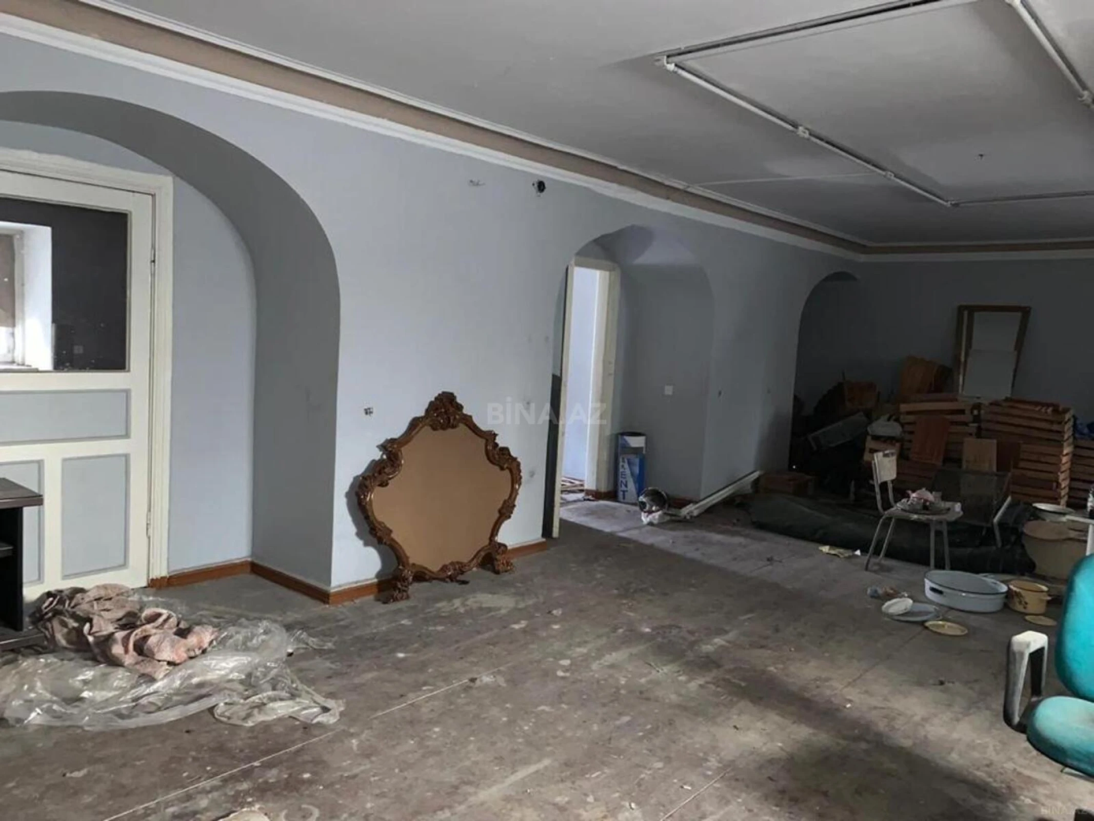 Kirayə verilir obyekt 163 m²