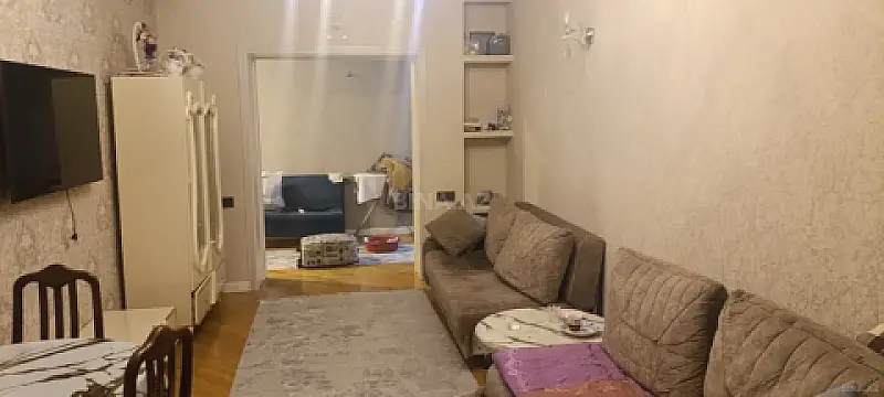 Kirayə verilir 4 otaqlı mənzil 110 m²