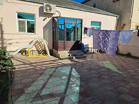 Satılır 3 otaqlı həyət evi 90 m²