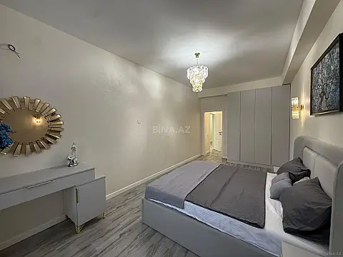 Satılır 2 otaqlı mənzil 105 m²