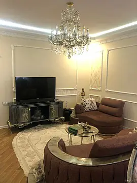 Satılır 5 otaqlı mənzil 150 m²