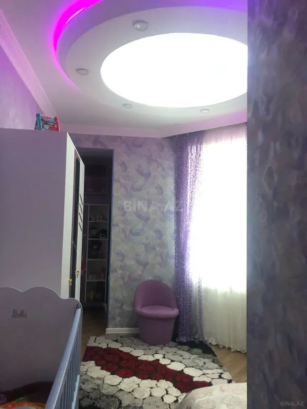 Satılır 5 otaqlı mənzil 150 m²