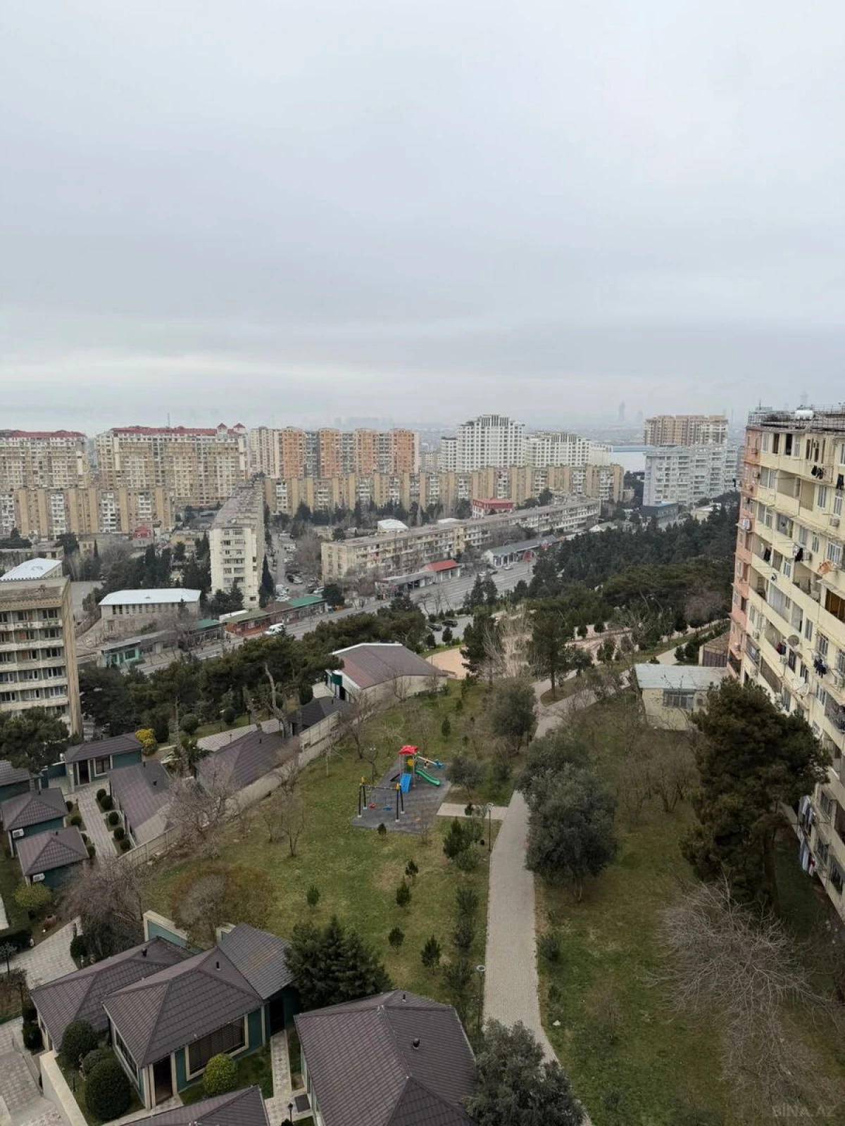 Satılır 3 otaqlı mənzil 90 m²