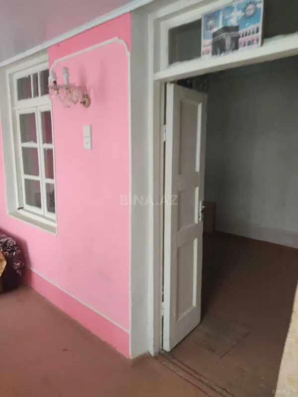 Satılır 6 otaqlı həyət evi 200 m²