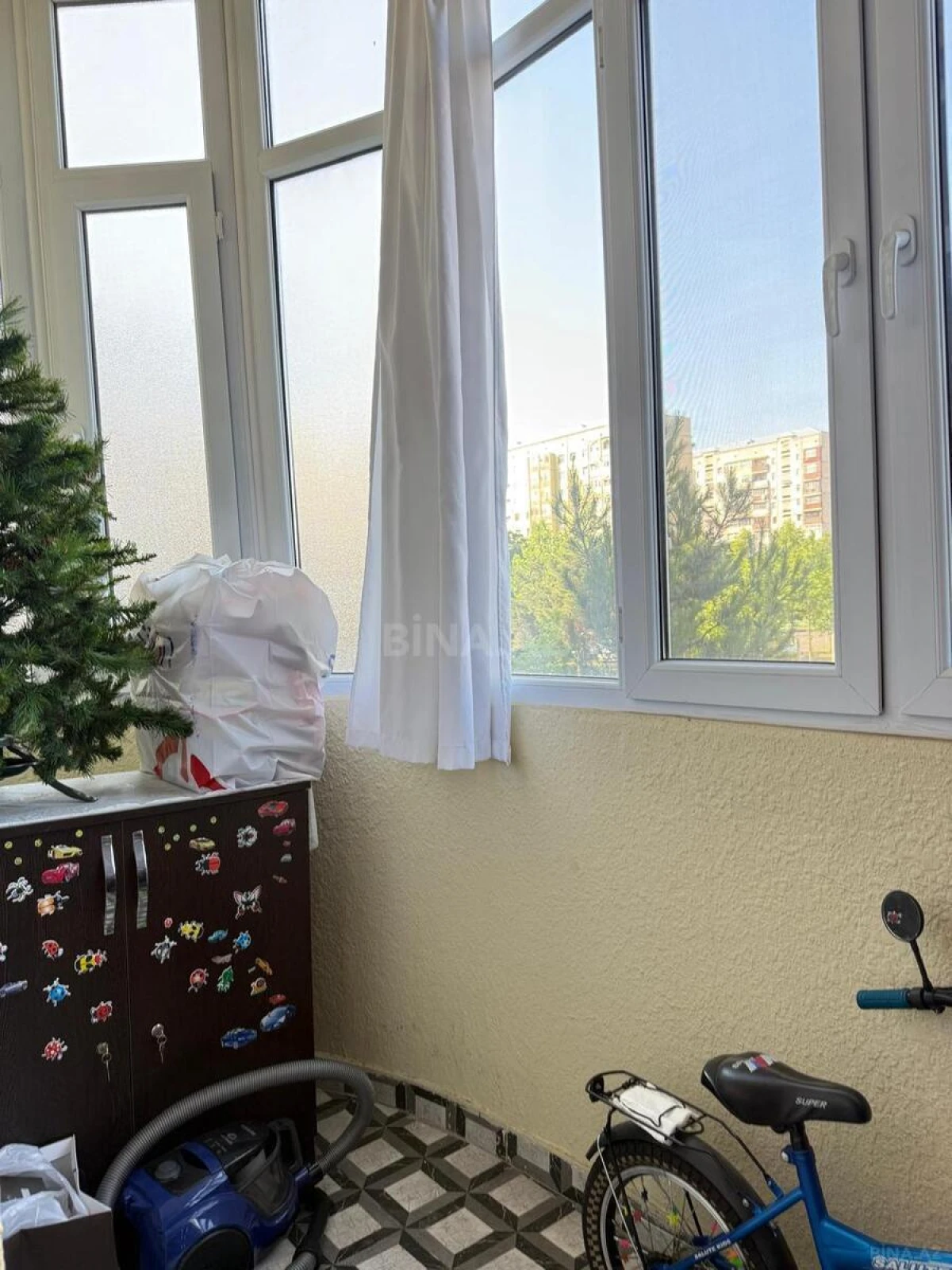 Satılır 3 otaqlı mənzil 95 m²