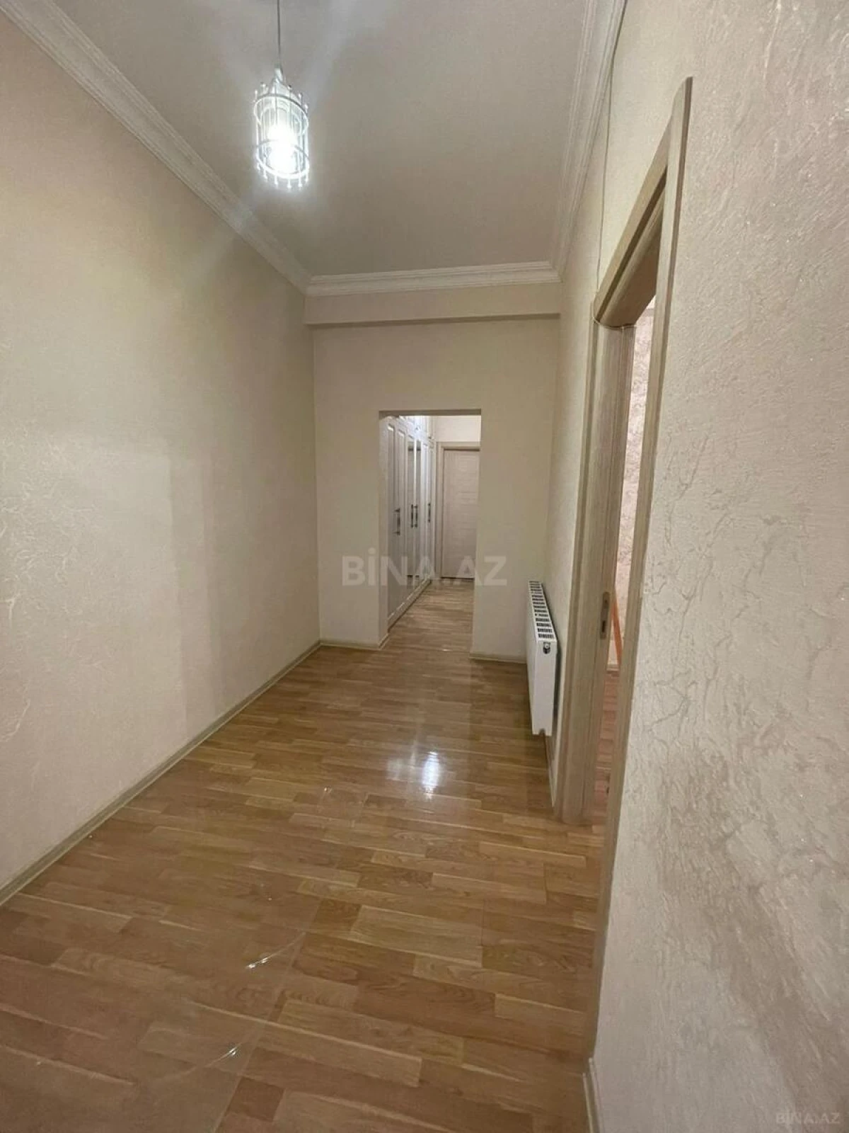 Satılır 3 otaqlı mənzil 95 m²