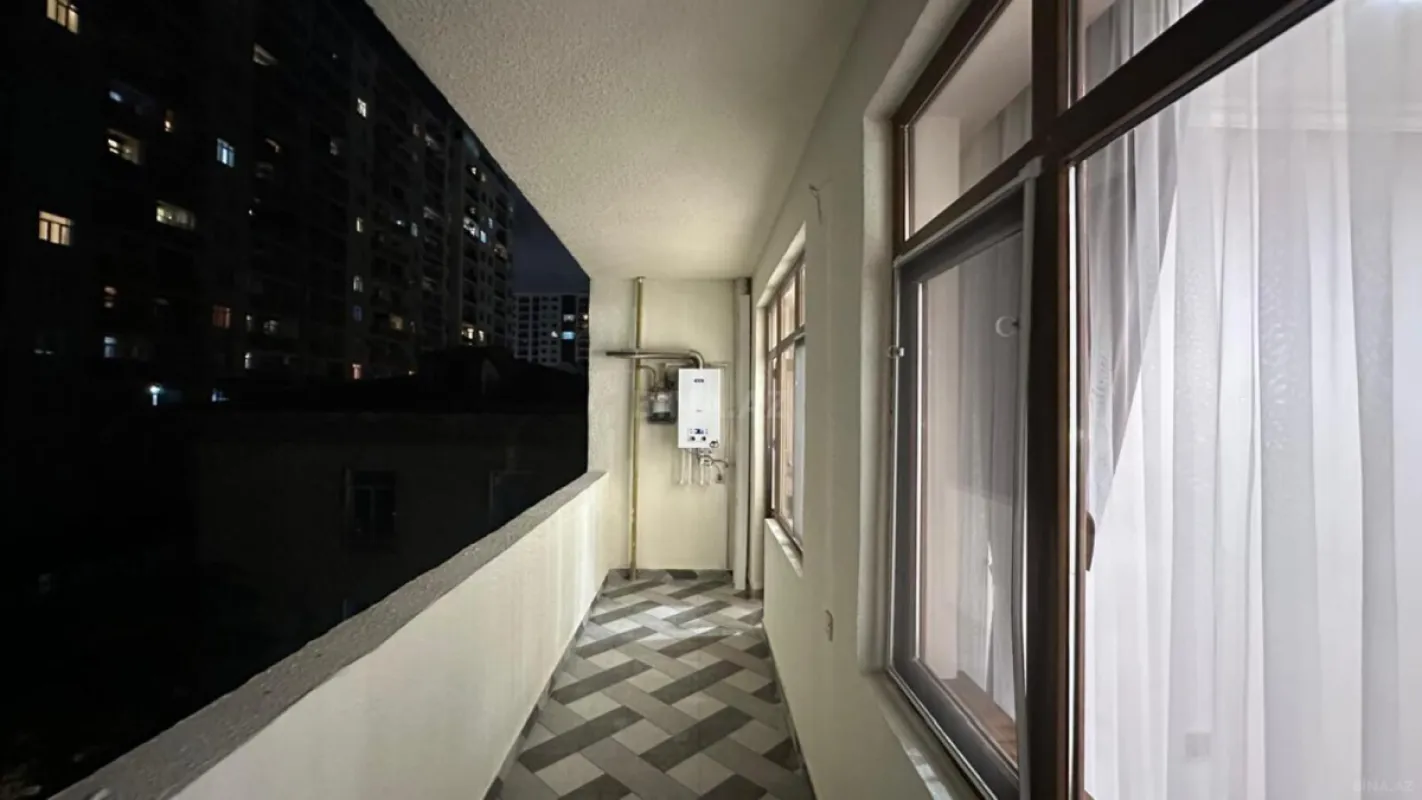 Satılır 2 otaqlı mənzil 66 m²