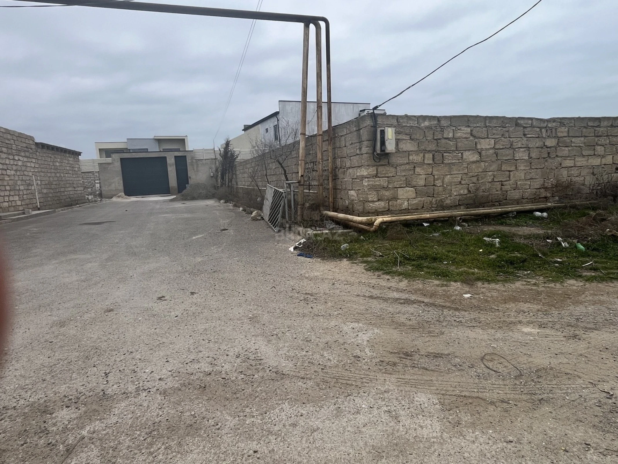 Satılır torpaq sahəsi 12 m²