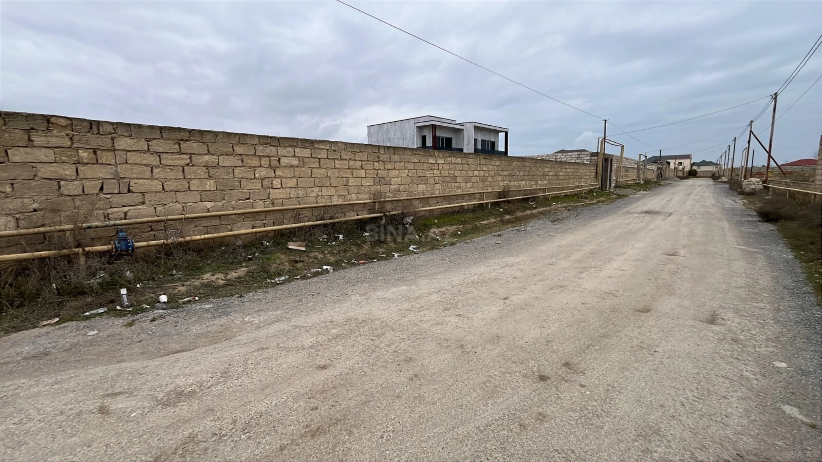 Satılır torpaq sahəsi 12 m²