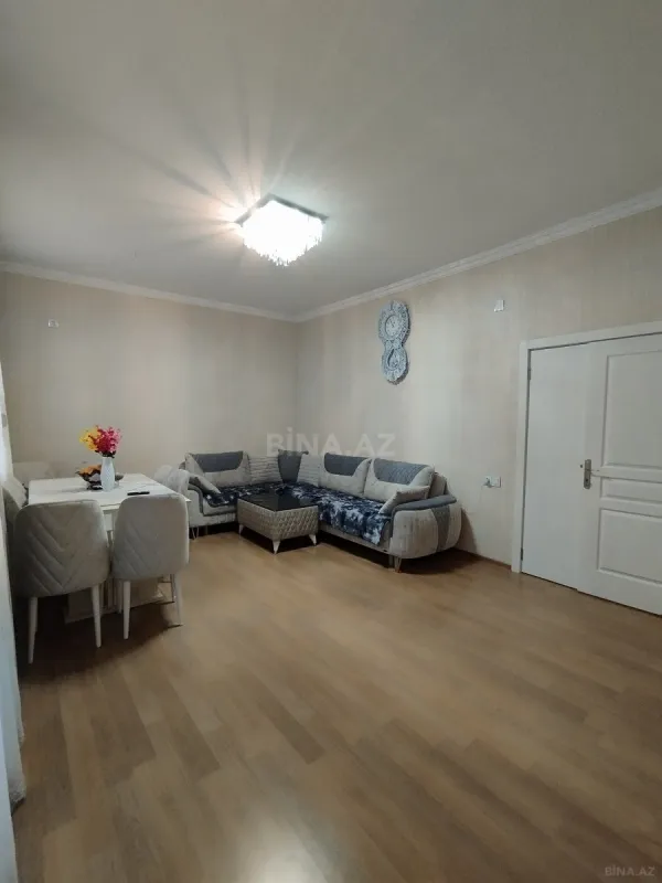 Satılır 4 otaqlı mənzil 115 m²