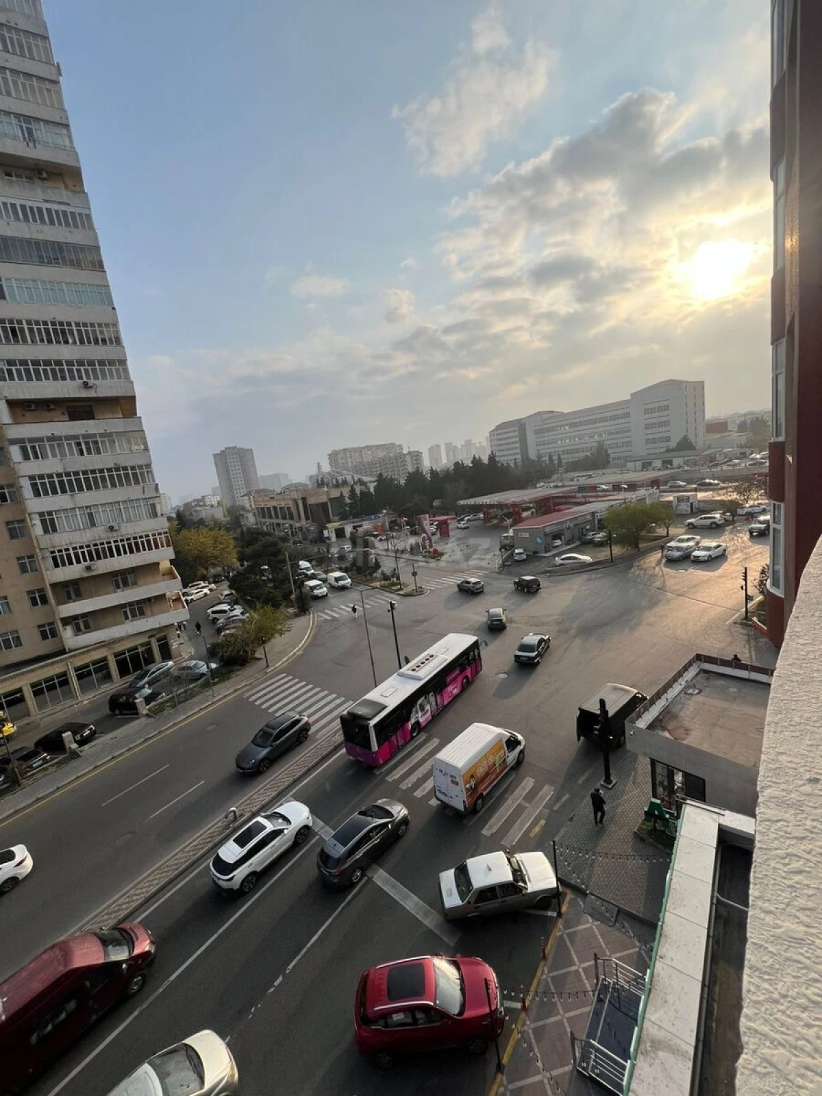 Satılır 2 otaqlı mənzil 63 m²