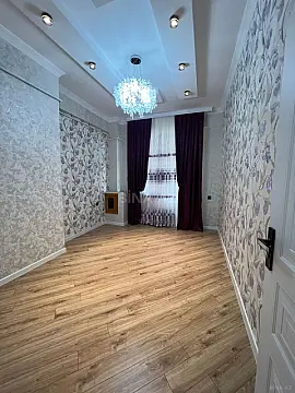 Satılır 2 otaqlı mənzil 63 m²