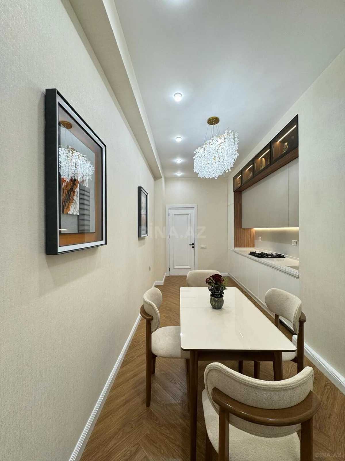 Satılır 3 otaqlı mənzil 120 m²