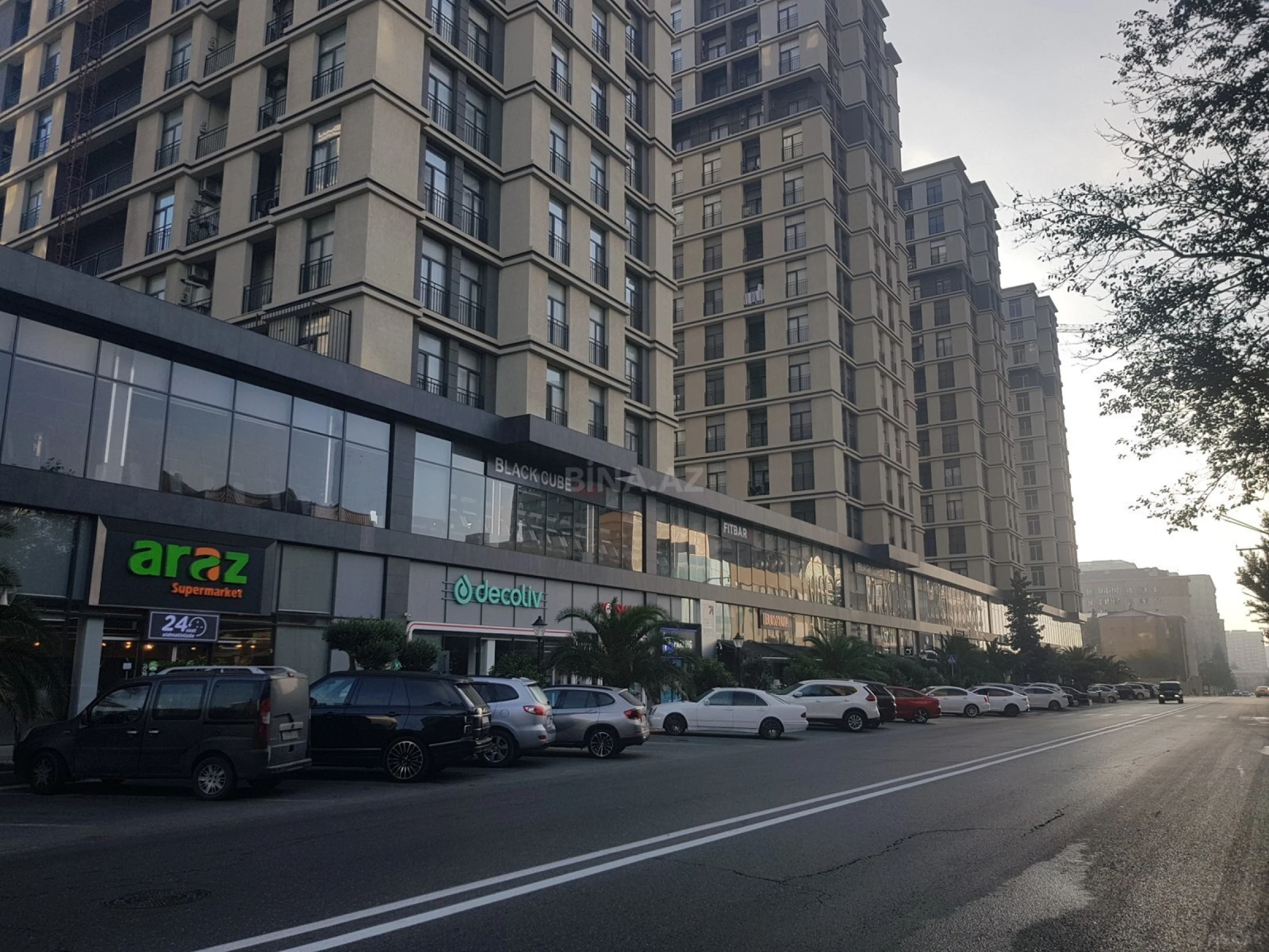 Kirayə verilir 14 otaqlı həyət evi 900 m²