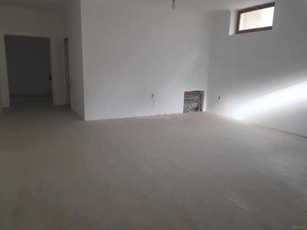 Kirayə verilir 14 otaqlı həyət evi 900 m²