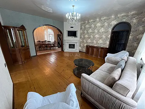 Kirayə verilir 5 otaqlı həyət evi 300 m²