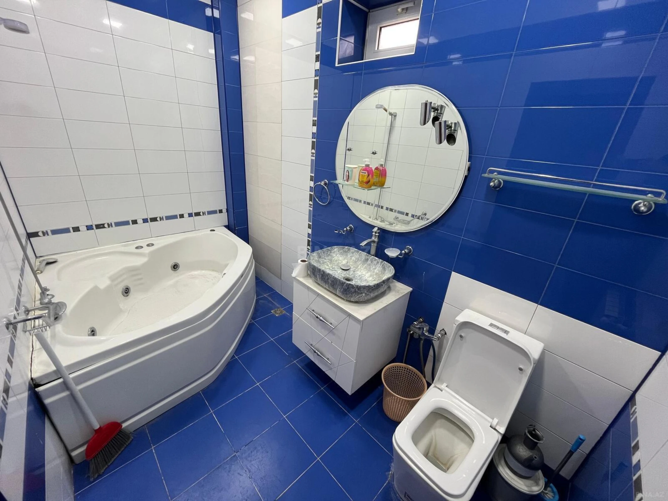 Kirayə verilir 5 otaqlı həyət evi 300 m²