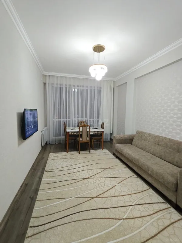 Kirayə verilir 2 otaqlı mənzil 55 m²