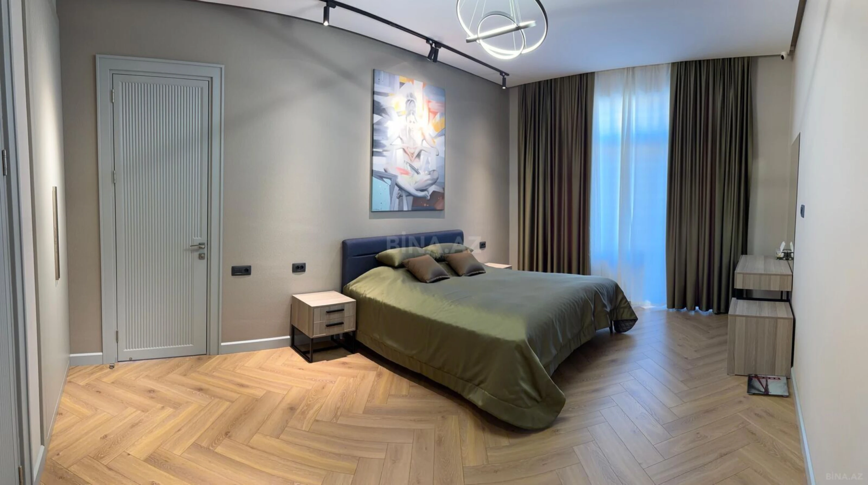 Satılır 5 otaqlı həyət evi 685 m²