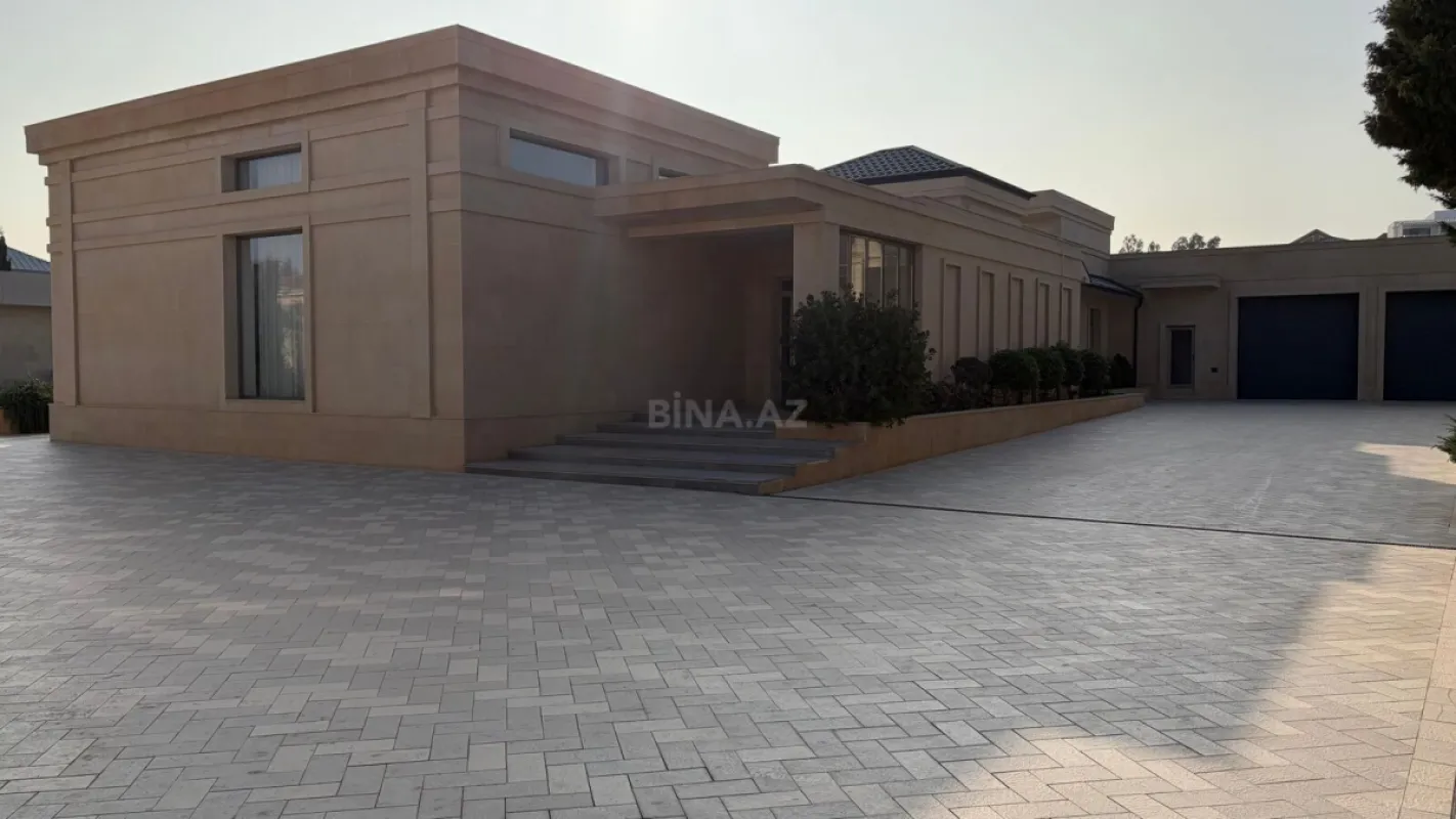 Satılır 5 otaqlı həyət evi 685 m²