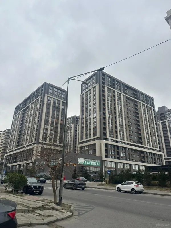 Satılır 3 otaqlı mənzil 127 m²