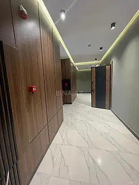 Satılır 3 otaqlı mənzil 126.8 m²
