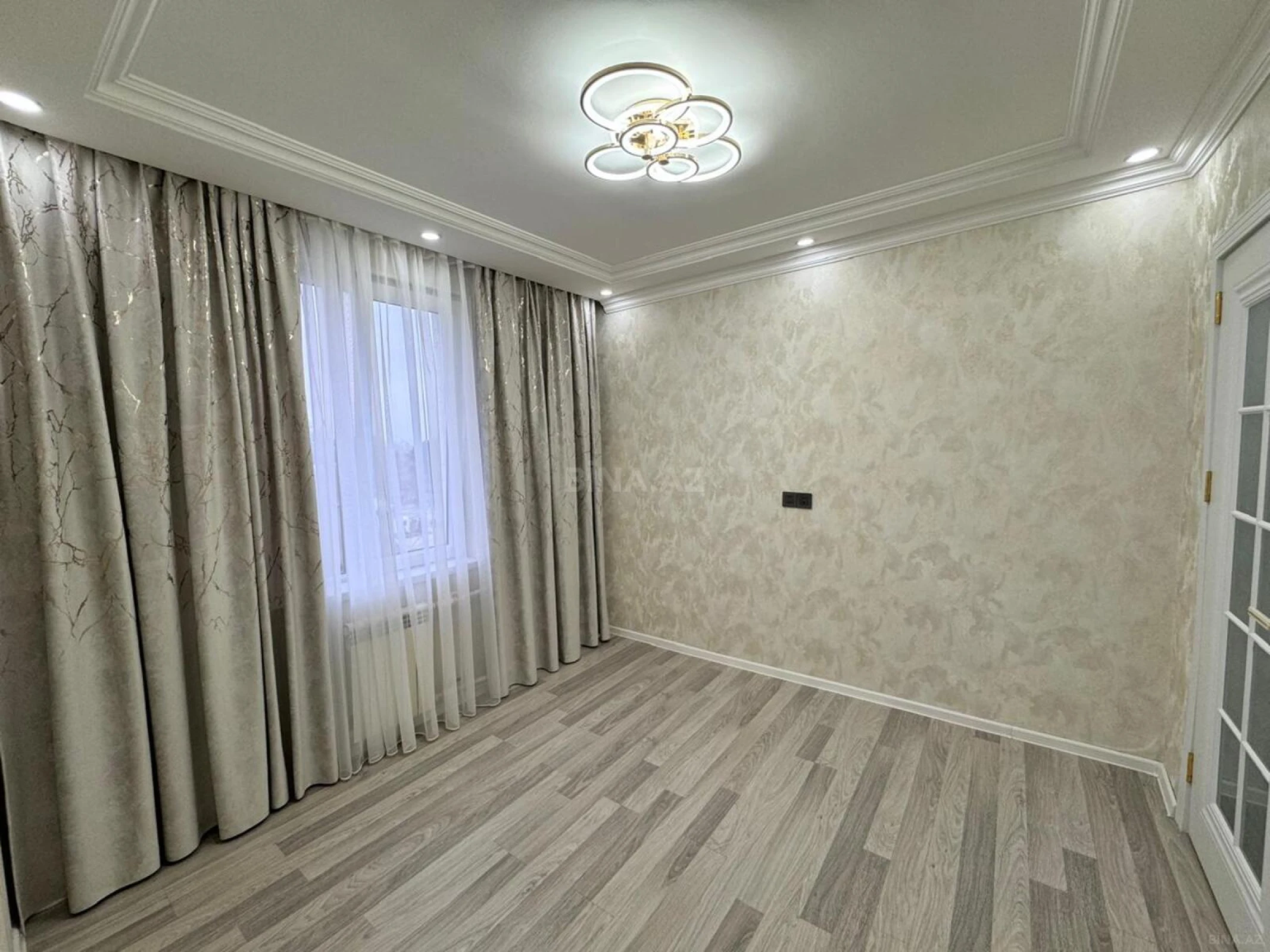 Satılır 2 otaqlı mənzil 40 m²