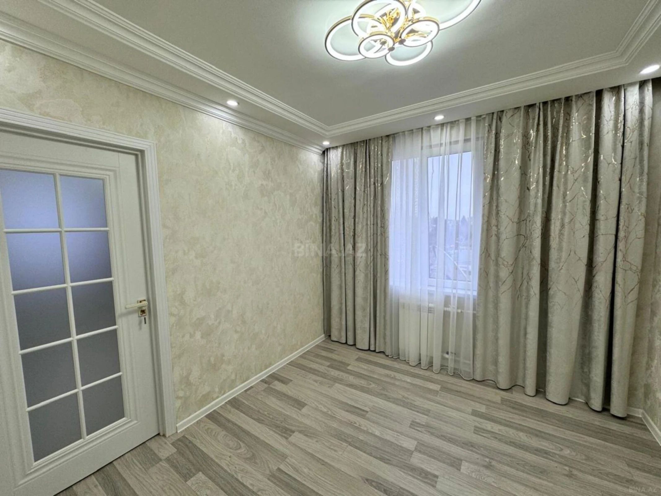 Satılır 2 otaqlı mənzil 40 m²